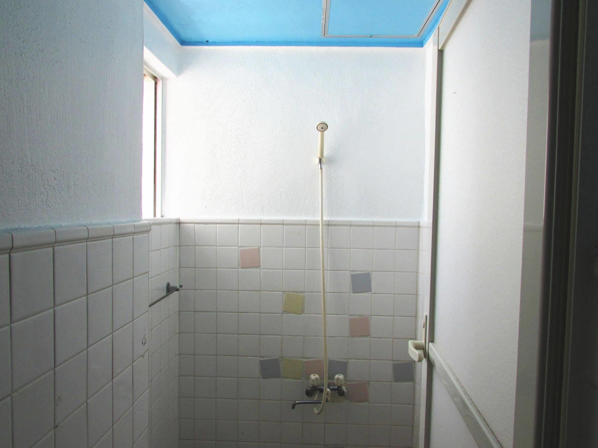 Ostello Okinawa Sora House Naha Esterno foto