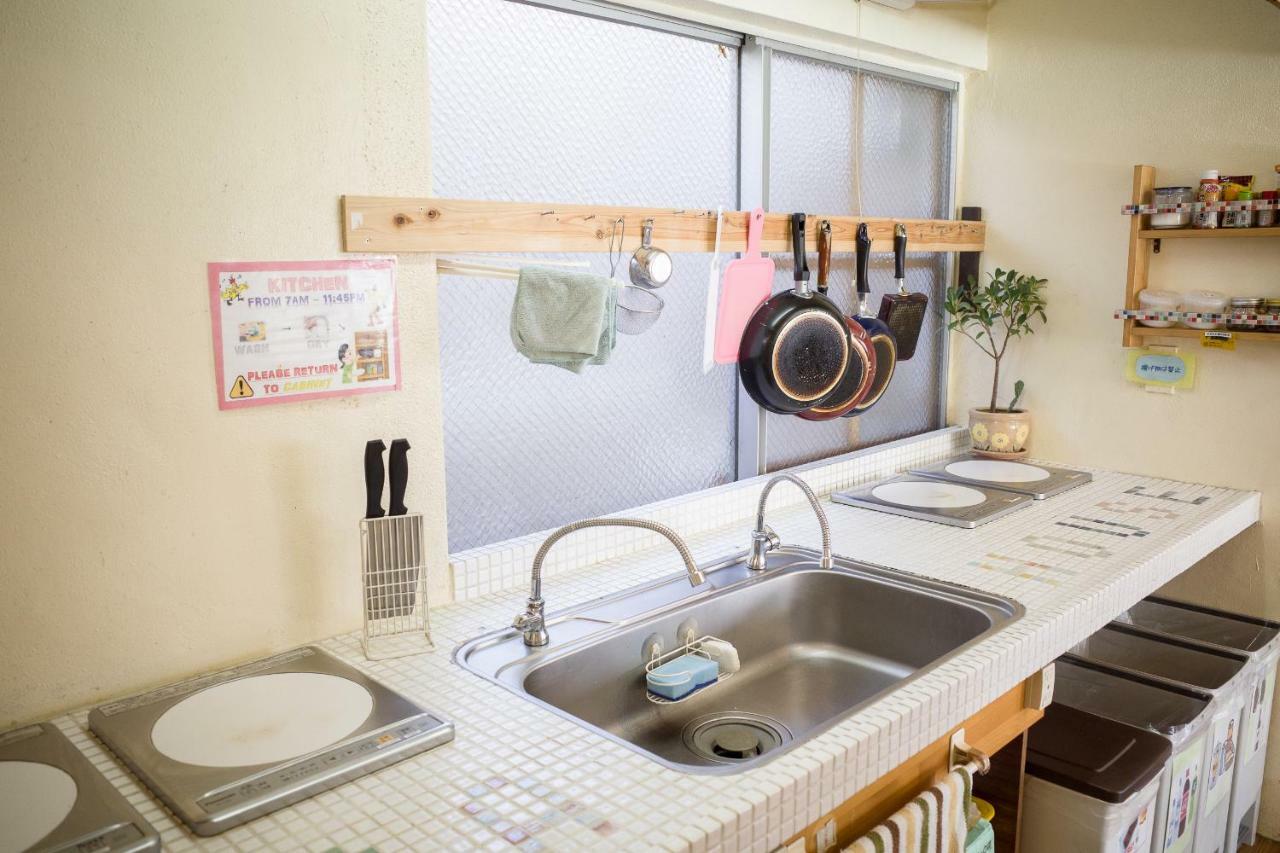 Ostello Okinawa Sora House Naha Esterno foto